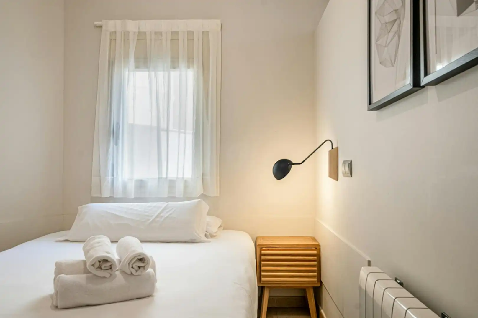 Schlafzimmer von Wohnung zur Miete in Barcelona mit Klimaanlage, Heizung und Waschmaschine