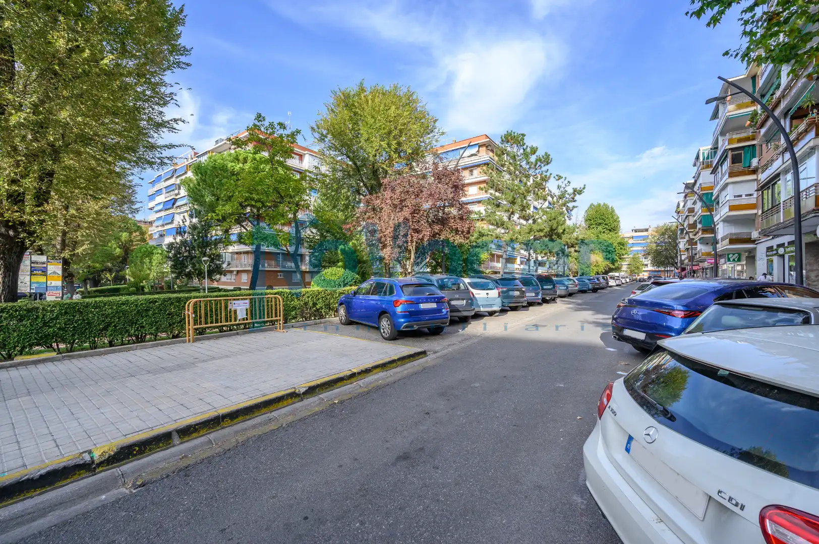 Piso con ascensor en venta en Calle Miguel Ángel, imagen 2