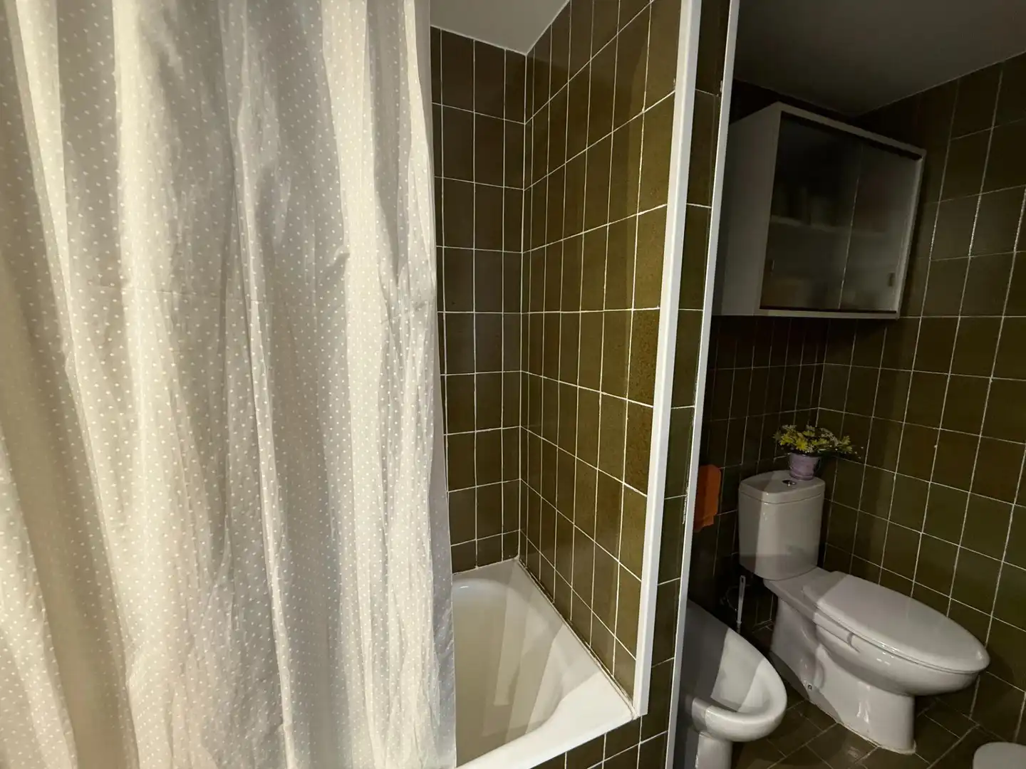 Bathroom of Flat for sale in Algeciras  with Air Conditioner
