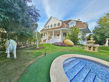 Villa avec piscine à vendre à Sol y Luz