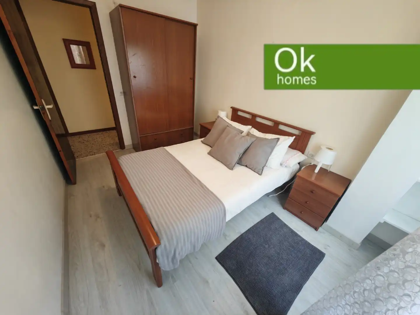 Schlafzimmer von Einfamilien-Reihenhaus zum Verkauf in Melide mit Klimaanlage, Heizung und Abstellraum