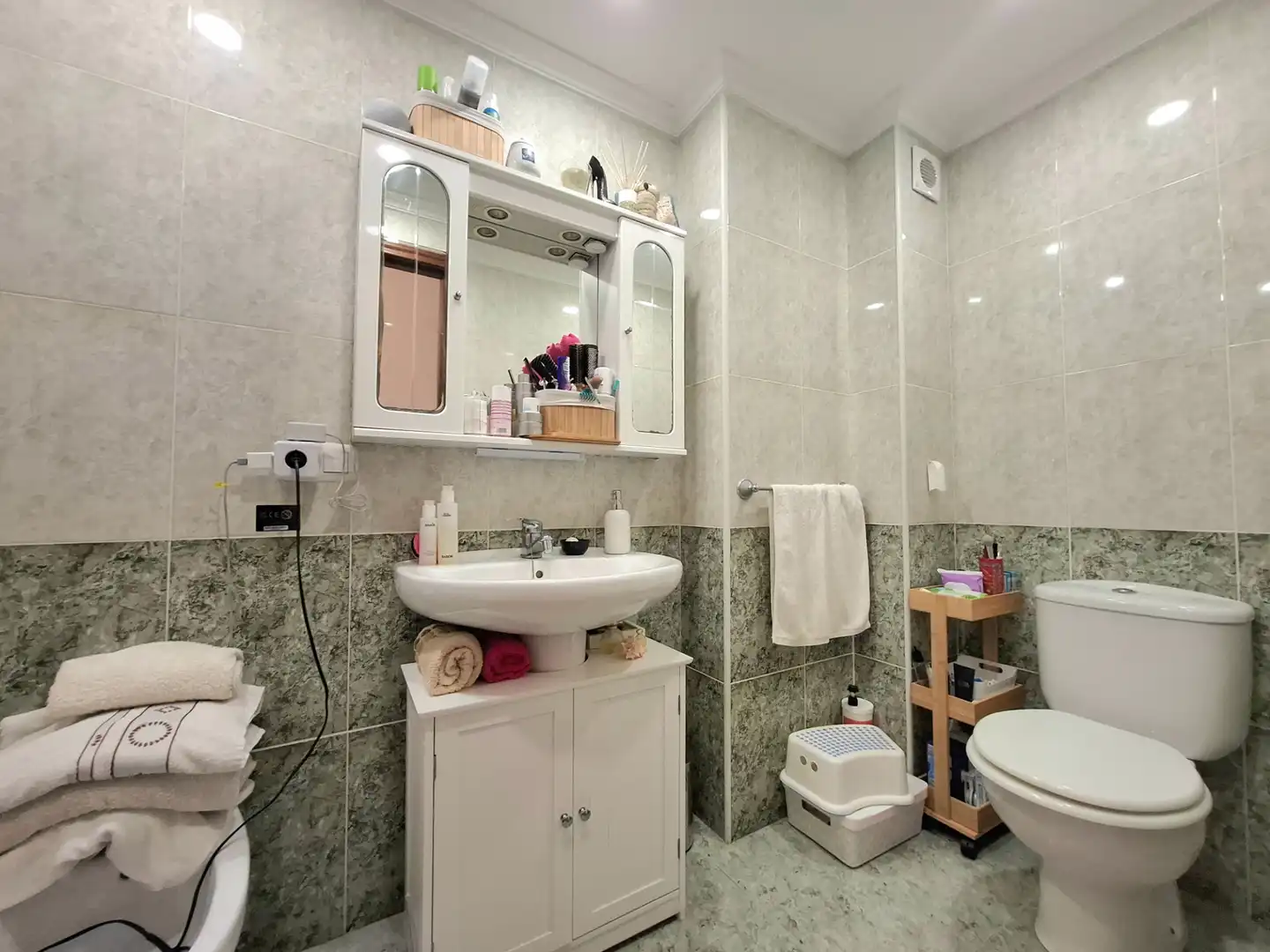 Bathroom of Flat for sale in Mos  with Heating, Private garden and Storage room