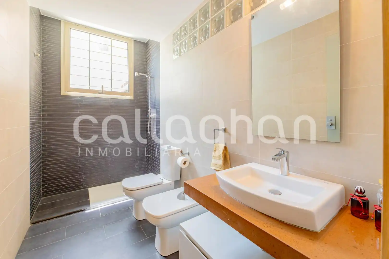 Badezimmer von Haus oder Chalet zum Verkauf in Bétera mit Heizung, Privatgarten und Terrasse