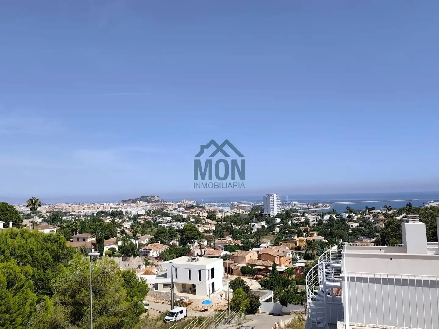 Vista exterior de Casa adosada en venta en Dénia con Aire acondicionado, Calefacción y Jardín privado