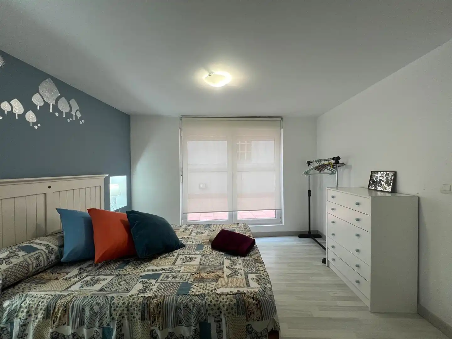 Dormitori de Apartament de lloguer en Lugo amb Calefacció, Terrassa i Moblat