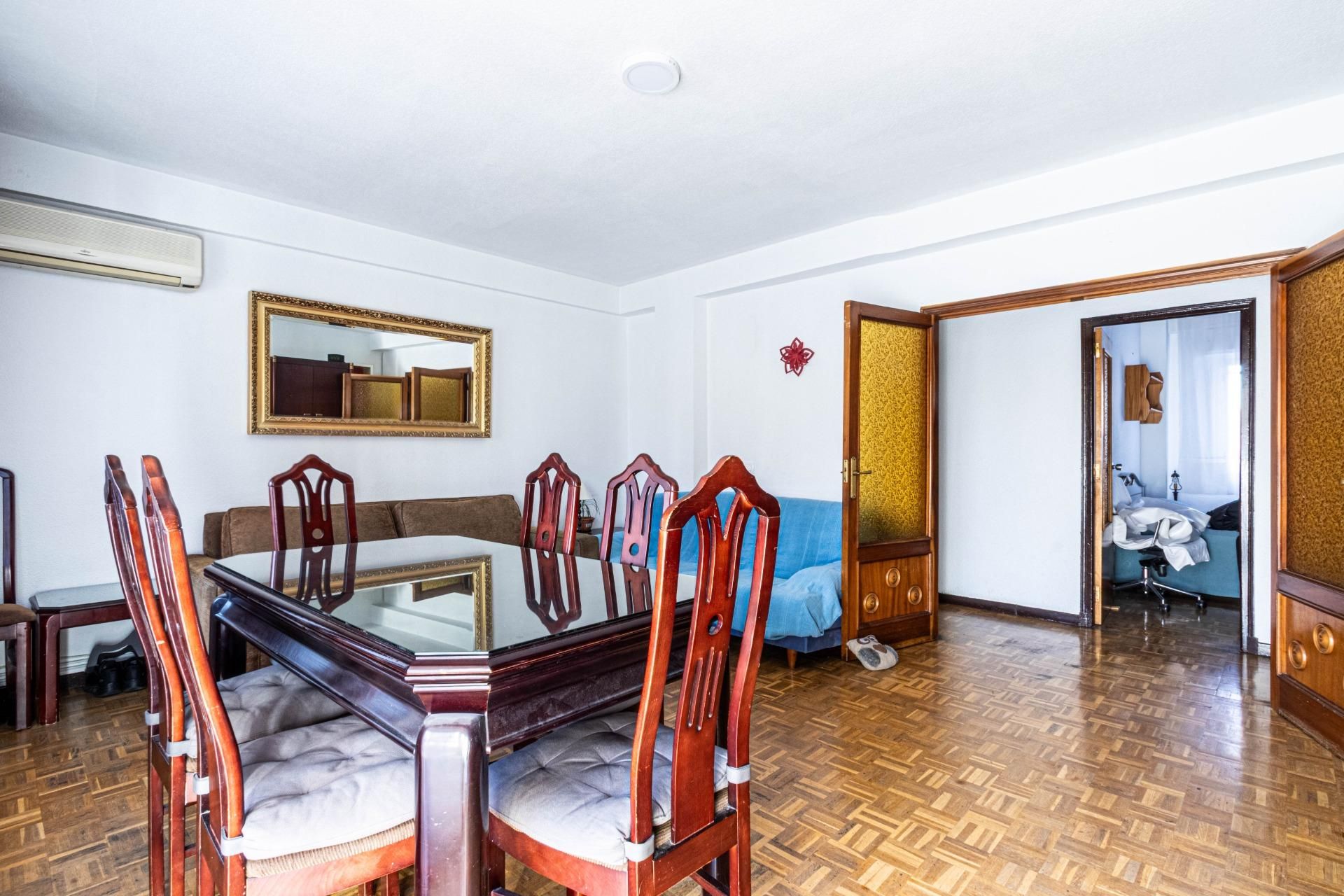 Menjador de Pis en venda en  Madrid Capital amb Aire condicionat, Calefacció i Parquet