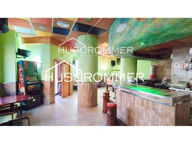 Local comercial en Alquiler en Forcall en El Pilar