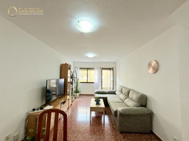 Piso con ascensor en venta en CALLE MADRID