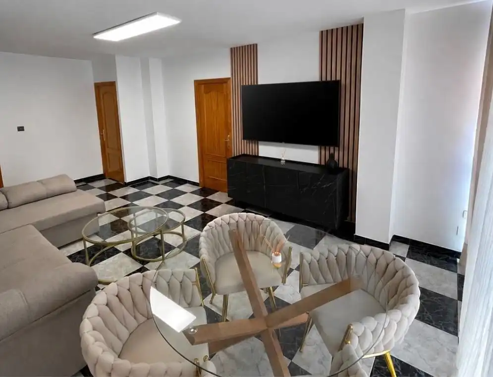 Sala d'estar de Pis de lloguer en Motril amb Moblat