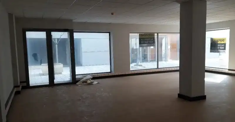 Gewerbefläche zum Verkauf in Calle de Francisco Aritio, imagen 10