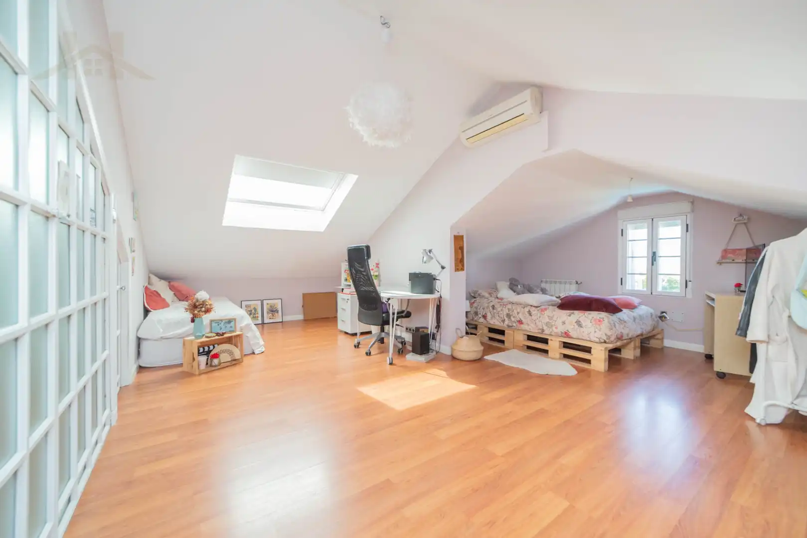 Bedroom of Houses for sale in Moraleja de Enmedio, Madrid