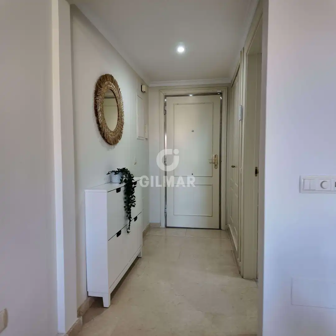 Dúplex en venta en Sotogrande con Calefacción, Trastero y Piscina