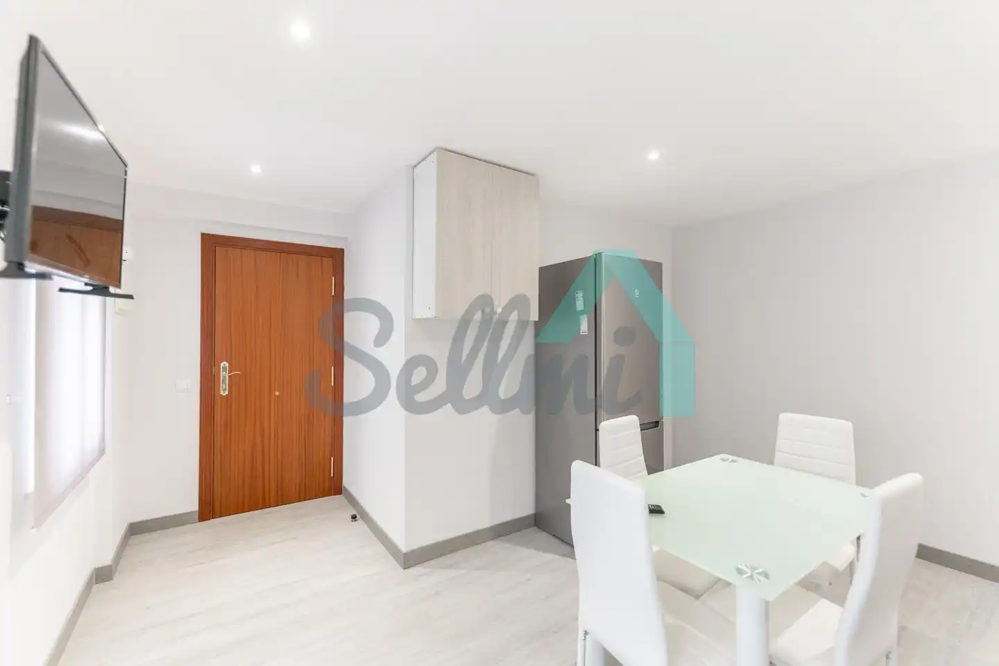 Kitchen of Flat for share in Oviedo   with Heating, Furnished and Internet