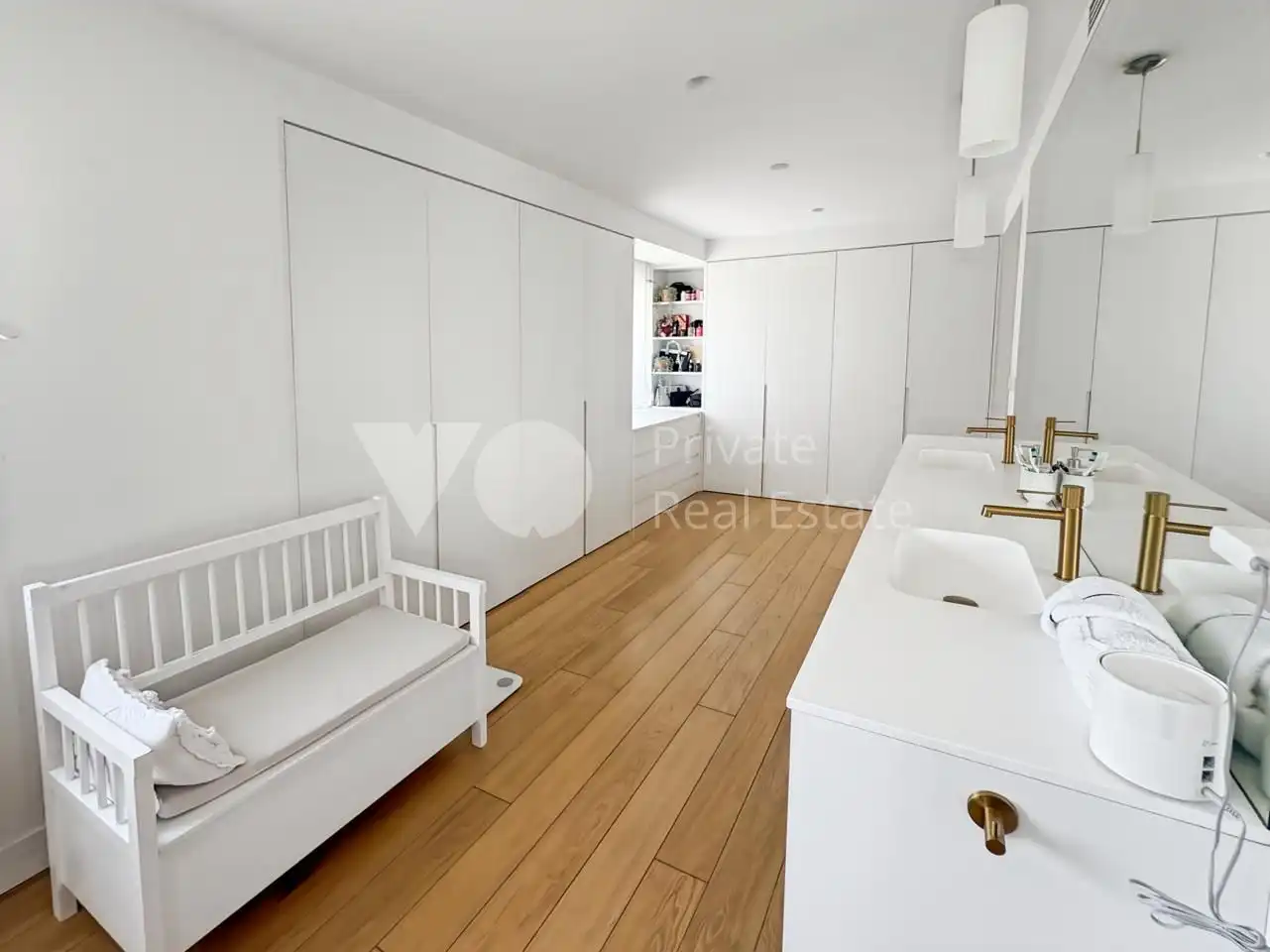 Bathroom of Houses for sale in Boadilla del Monte  with Air Conditioner, Heating and Private garden