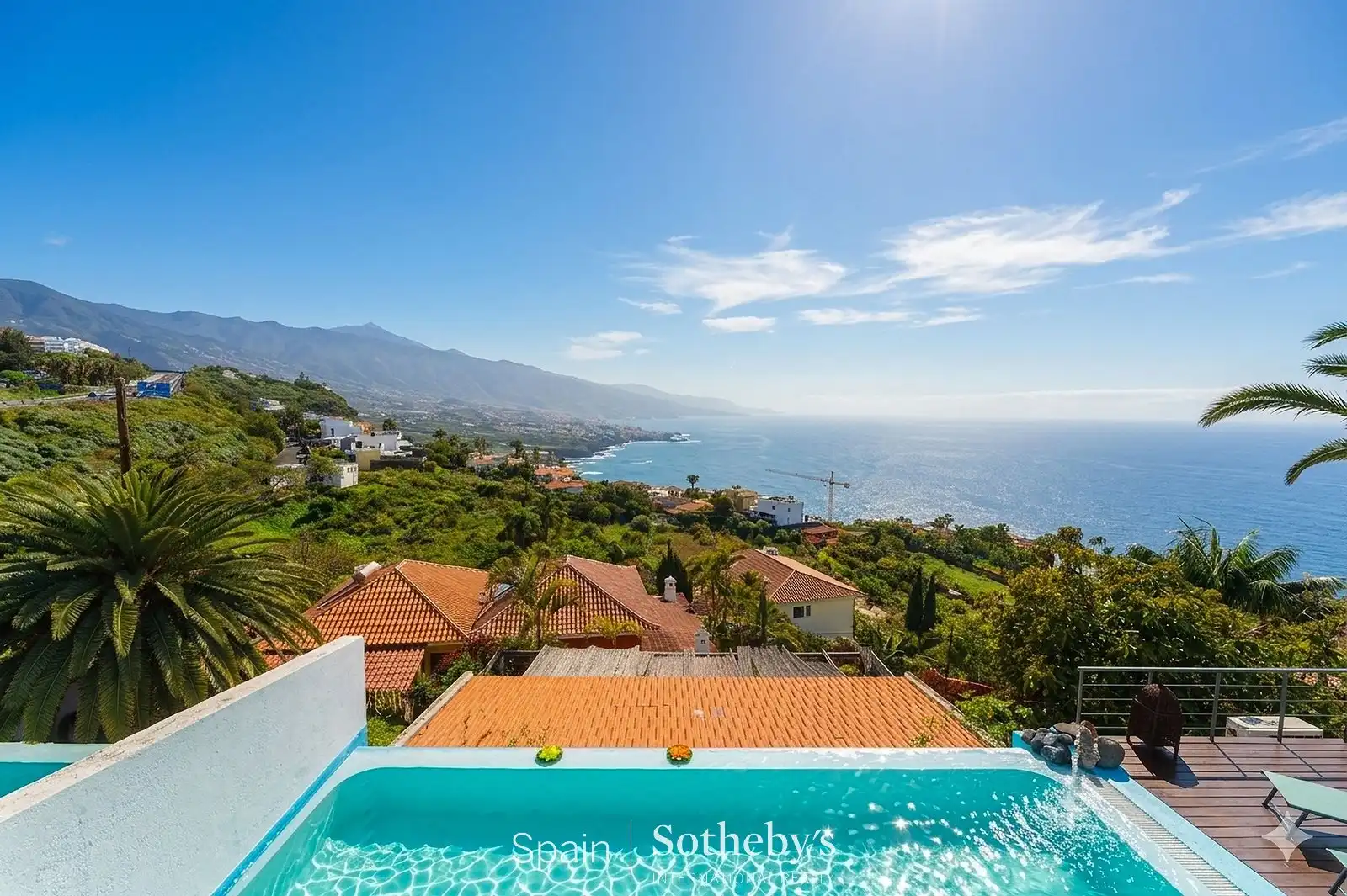 Vista exterior de Casa o chalet en venta en Santa Úrsula con Aire acondicionado, Calefacción y Jardín privado