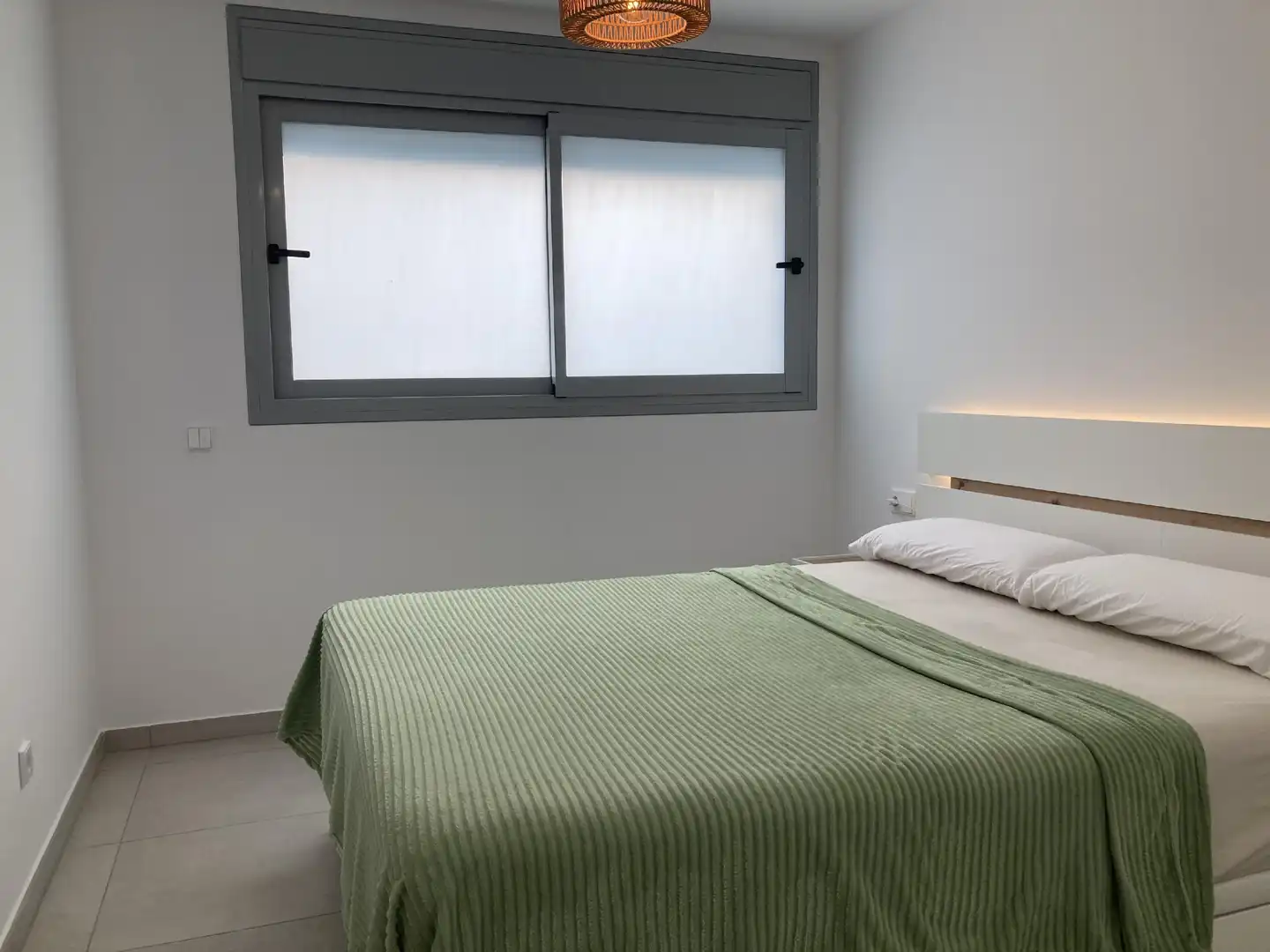 Habitación de Apartamento en venta en Ses Figueretes - Platja d'en Bossa - Cas Serres