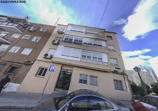 Vista exterior de Piso en venta en Madrid
