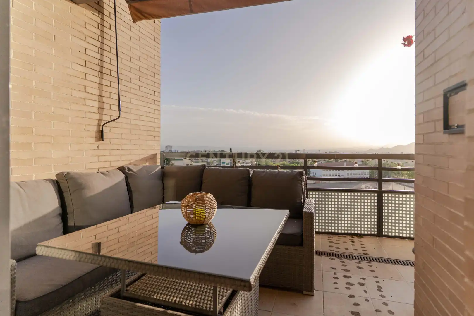 Terrassa de Apartament en venda en Granada amb Aire condicionat, Traster i Piscina