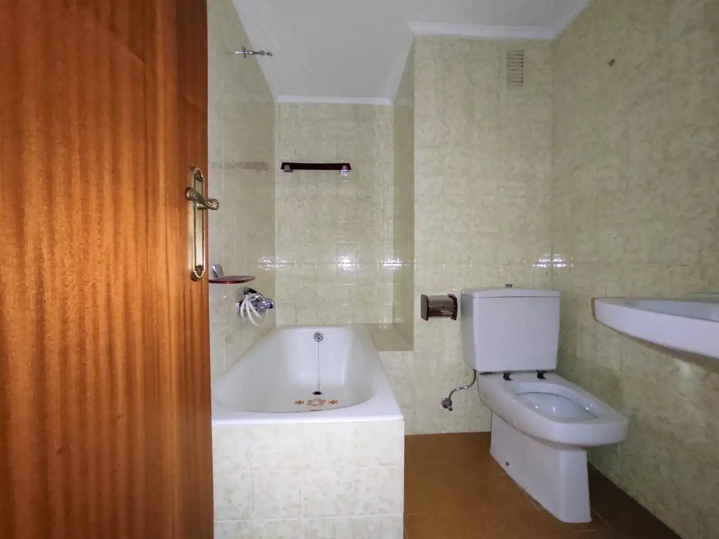 Baño de Piso en venta en Artziniega con Calefacción, Jardín privado y Trastero