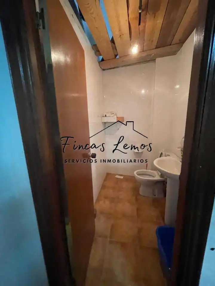 Bathroom of Commercial properties for sale in Muxía