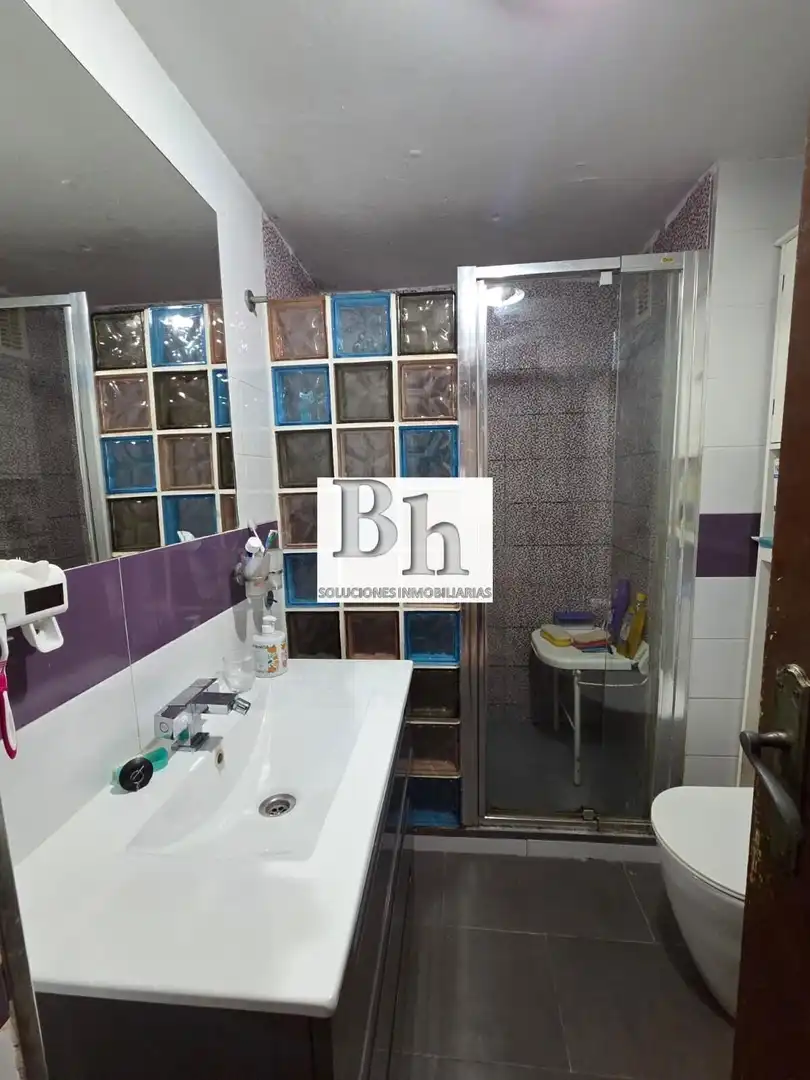 Badezimmer von Wohnung zum Verkauf in Málaga mit Privatgarten