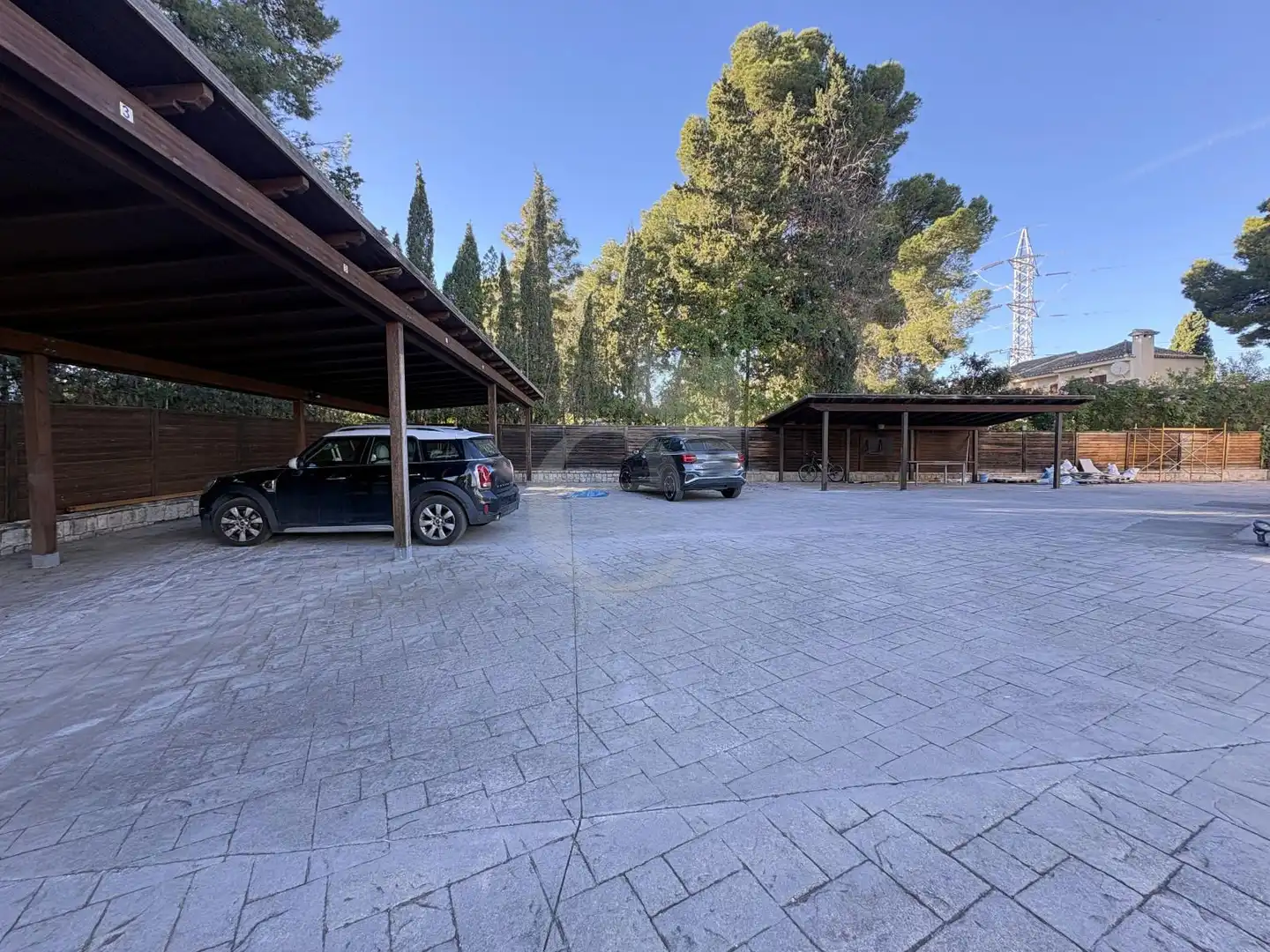 Parkplatz von Wohnung zur Miete in Torrent mit Klimaanlage, Heizung und Privatgarten