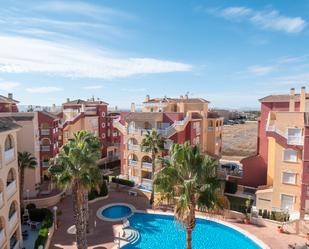 Vista exterior de Àtic en venda en Los Alcázares amb Terrassa, Piscina i Balcó