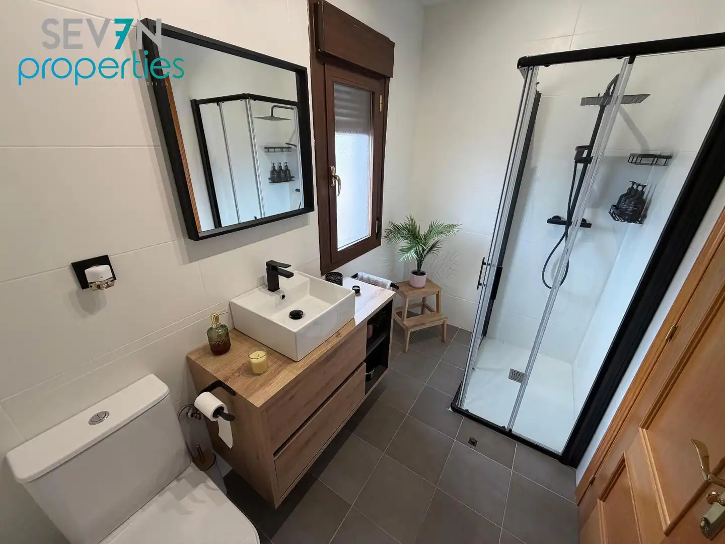 Baño de Casa o chalet en venta en La Torre de Esteban Hambrán con Aire acondicionado, Calefacción y Jardín privado