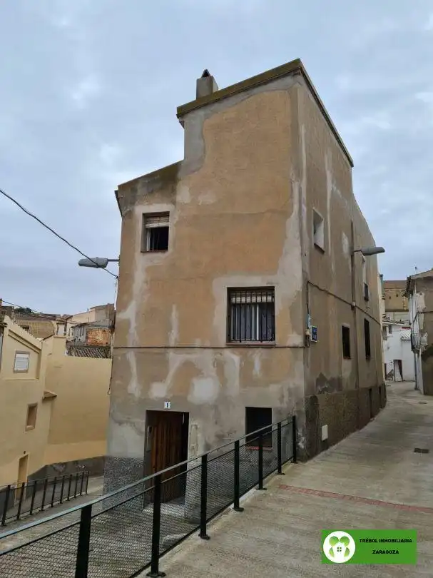 Vista exterior de Casa o chalet en venta en Escatrón con Aire acondicionado, Calefacción y Terraza