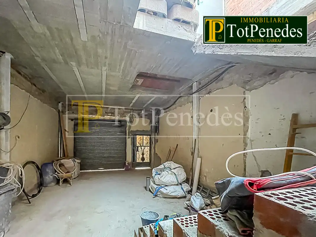 Casa adosada en venta en Vilafranca del Penedès con Aire acondicionado, Calefacción y Terraza
