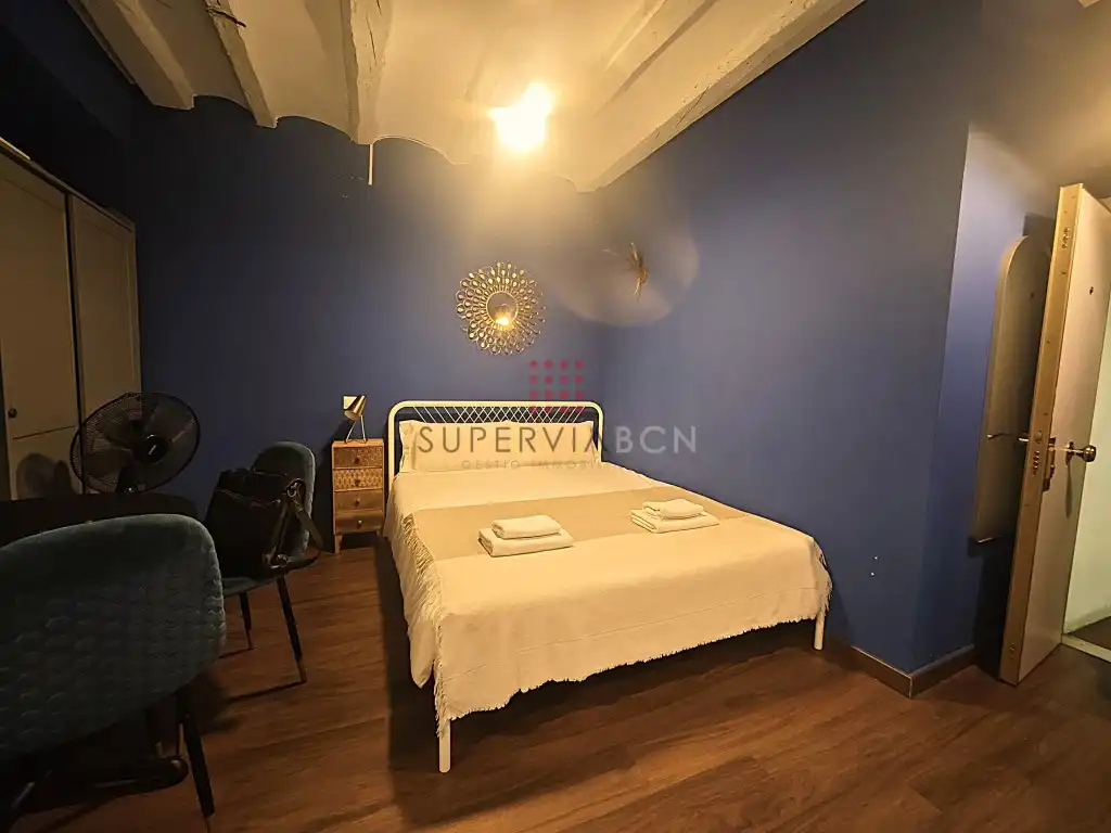 Bedroom of Lofts for sale in Barcelona