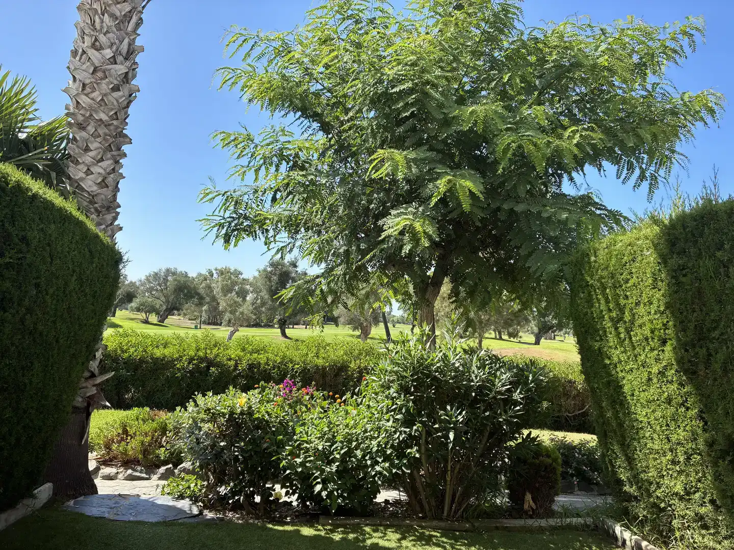 Jardín de Dúplex de alquiler en Rota con Aire acondicionado, Jardín privado y Piscina