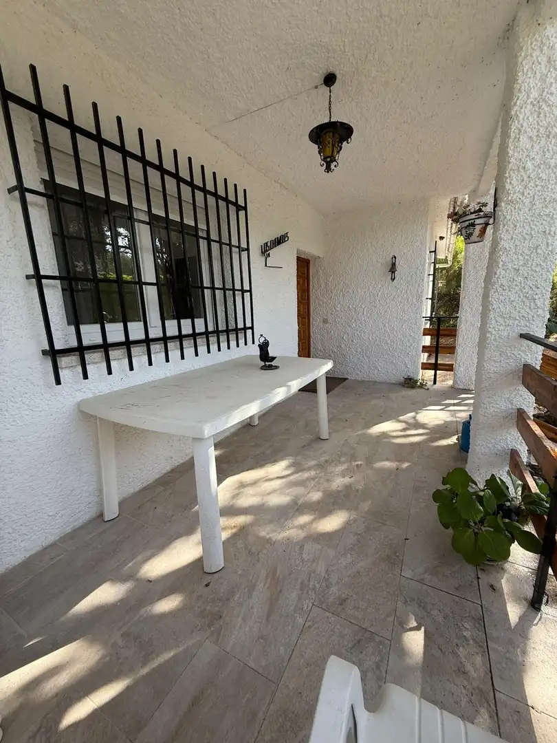 Houses for sale in Calle ROMERAL, Las Zorreras - Monte Encinar