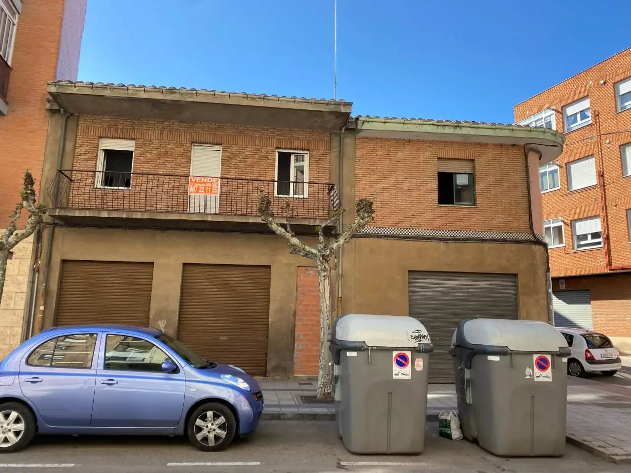 Vista exterior de Casa o xalet en venda en León Capital  amb Traster