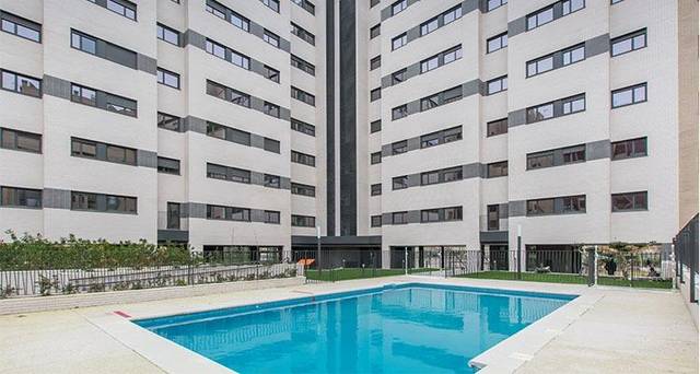 Piso en Venta en Avenida LA GAVIA en Ensanche de Vallecas - La Gavia