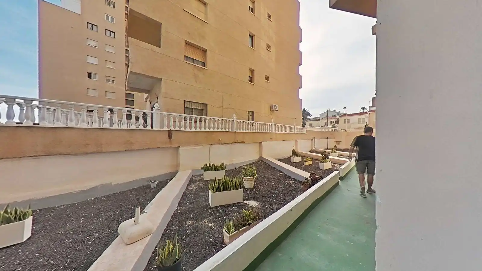 Terrassa de Planta baixa en venda en Torrevieja amb Aire condicionat, Calefacció i Jardí privat