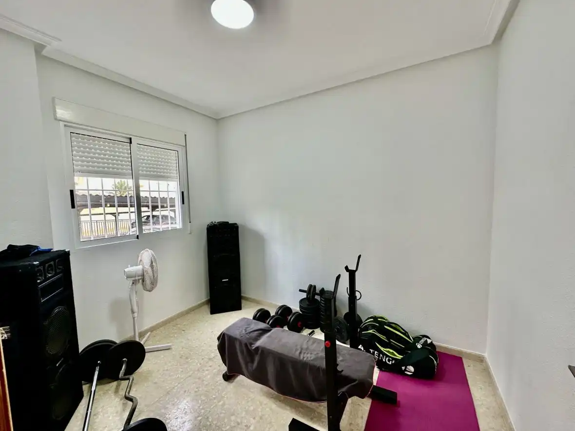 Apartamento en venta en Elche / Elx con Calefacción, Terraza y Piscina