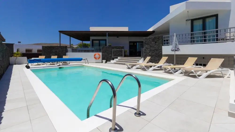 Piscina de Casa o chalet en venta en Yaiza con Terraza