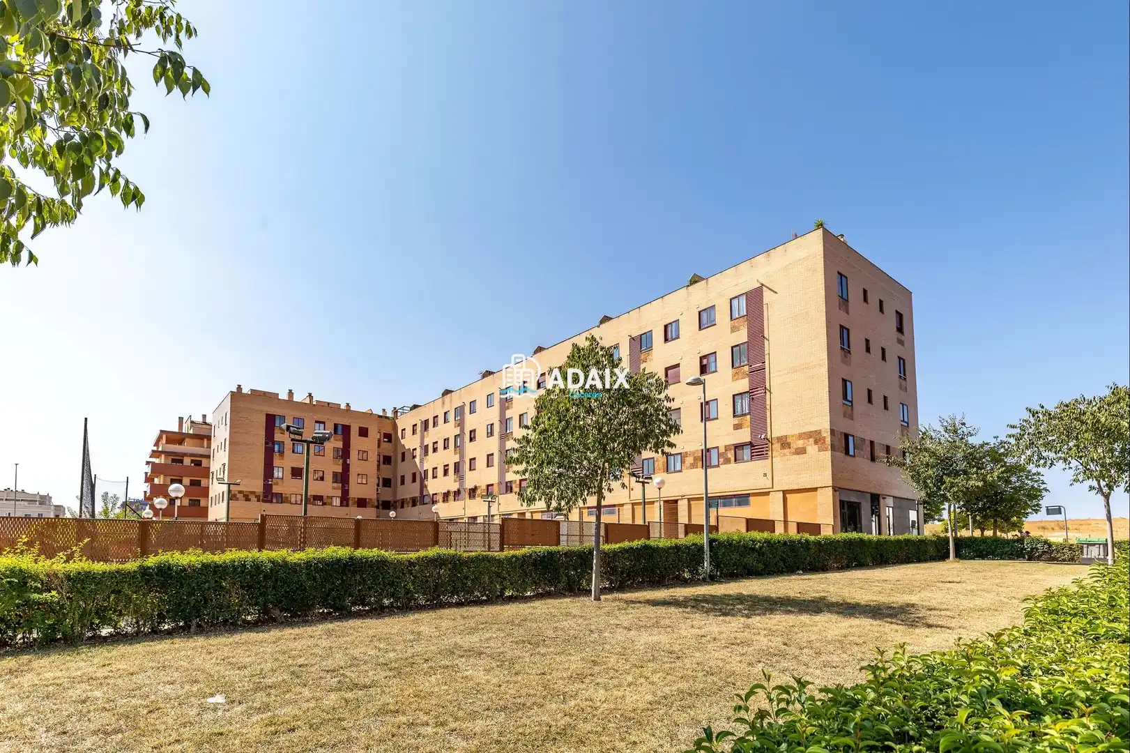 Vista exterior de Pis en venda en Cáceres amb Aire condicionat, Calefacció i Piscina