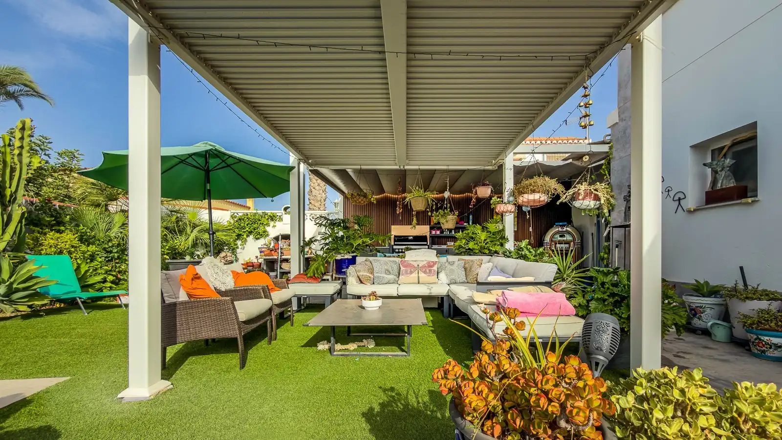 Terrassa de Casa o xalet en venda en Torrevieja amb Jardí privat, Terrassa i Traster