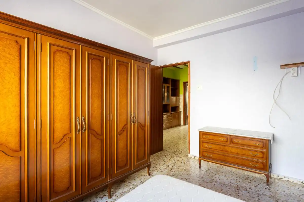 Casa adosada en venta en C. Calvario, Fuenterrobles