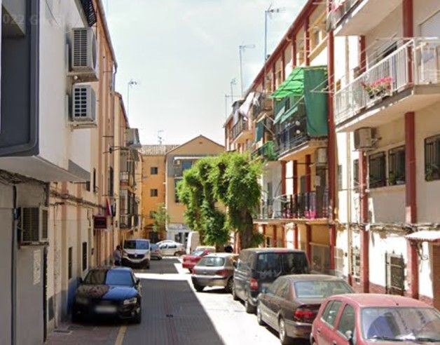 Exterior view of Planta baja for sale in  Granada Capital