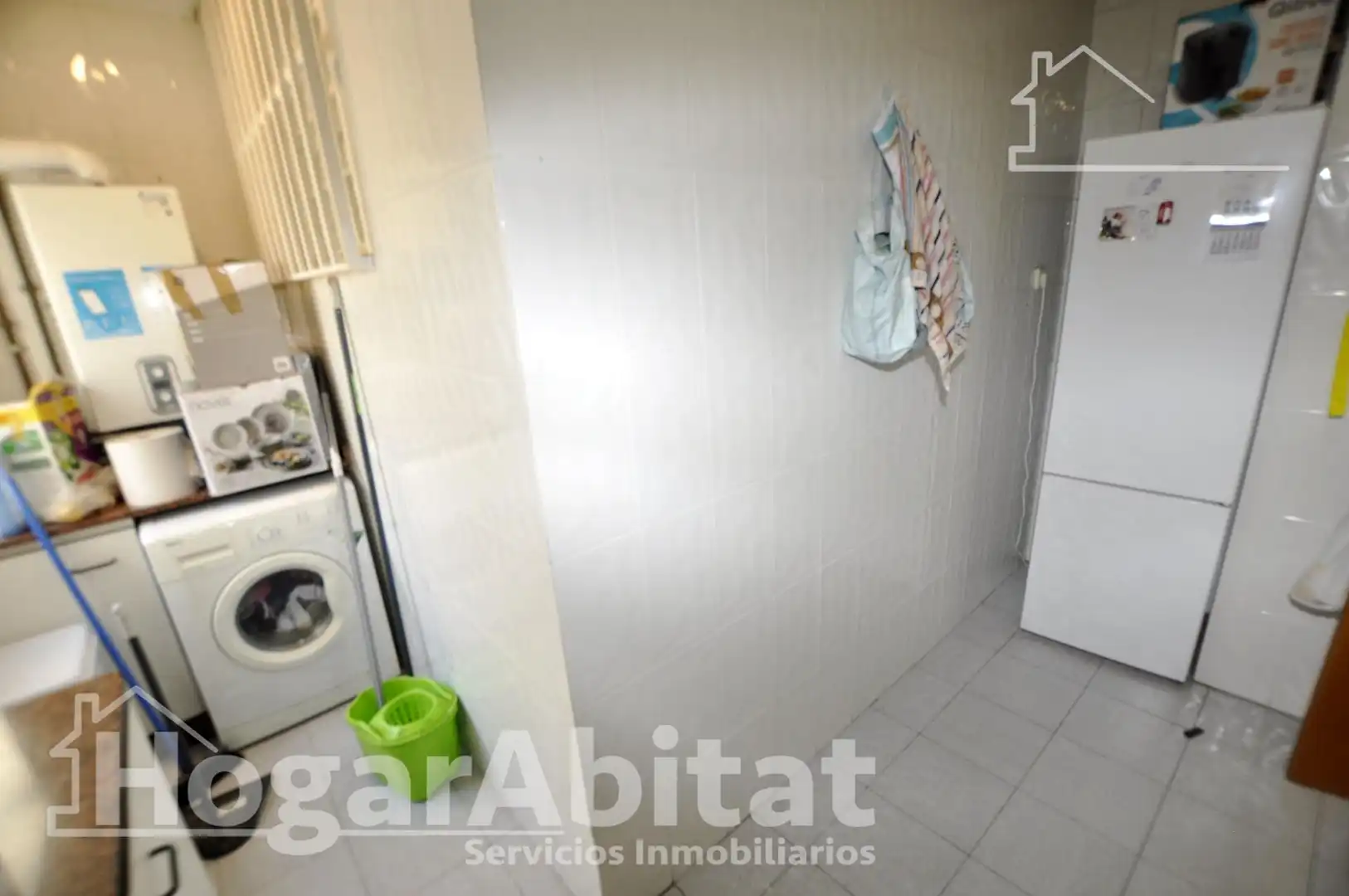 Cuina de Pis en venda en Valencia amb Calefacció, Moblat i Balcó