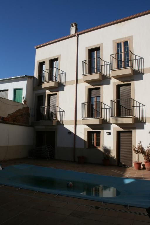 Exterior view of Duplex for sale in Casar de Cáceres  with Community pool