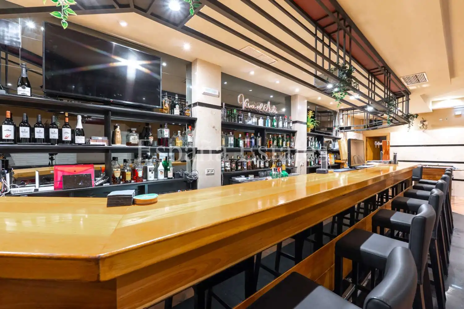 Local en venta en Nerja con Aire acondicionado