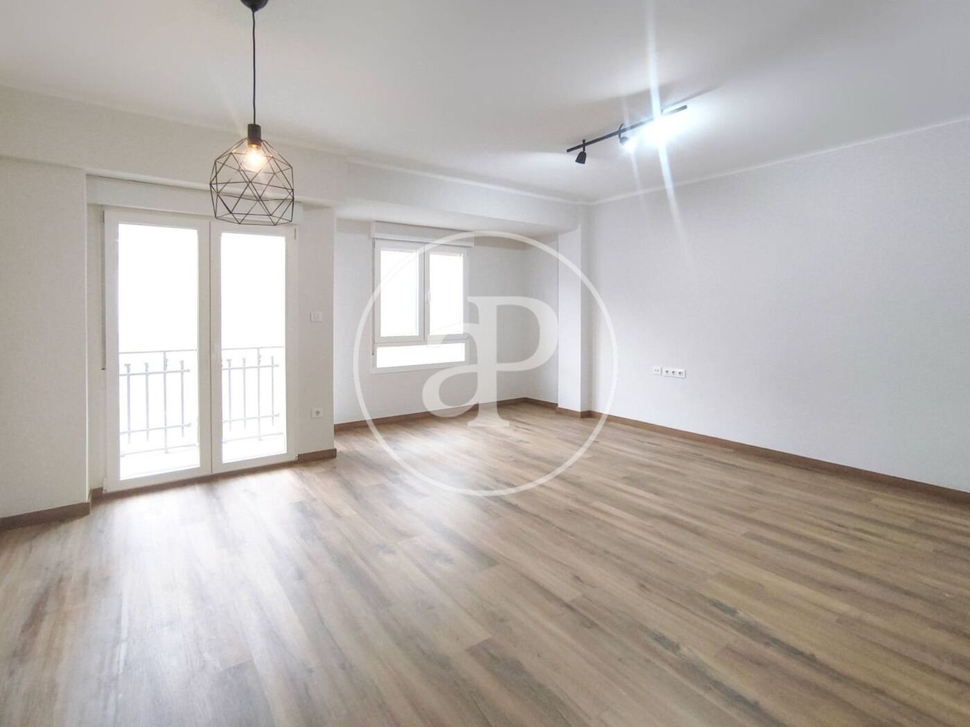 Living room of Flat to rent in  Valencia Capital  with Air Conditioner, Heating and Terrace
