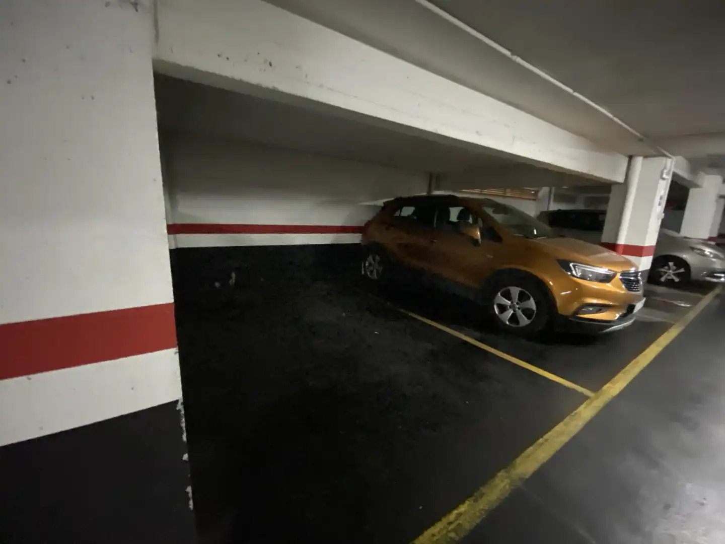 Parking de Piso en venta en Bilbao  con Calefacción, Terraza y Balcón