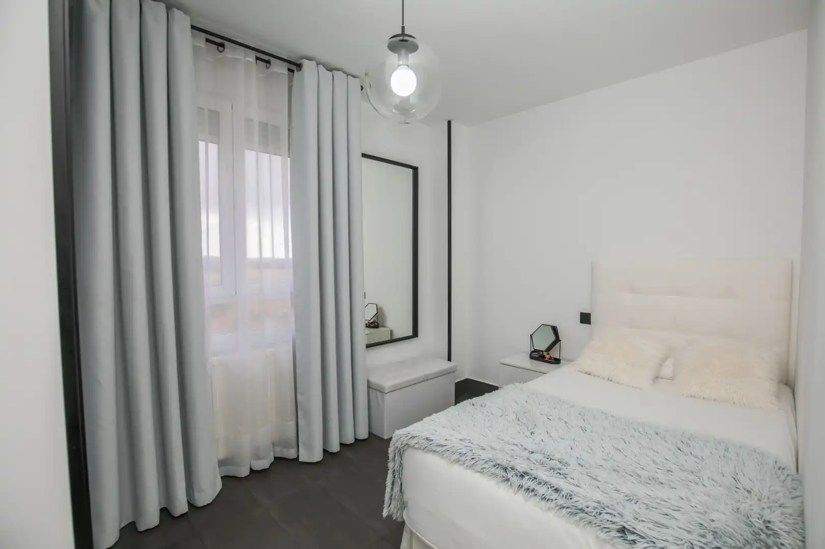 Bedroom of Flat for sale in Ávila  with Heating, Terrace and Storage room