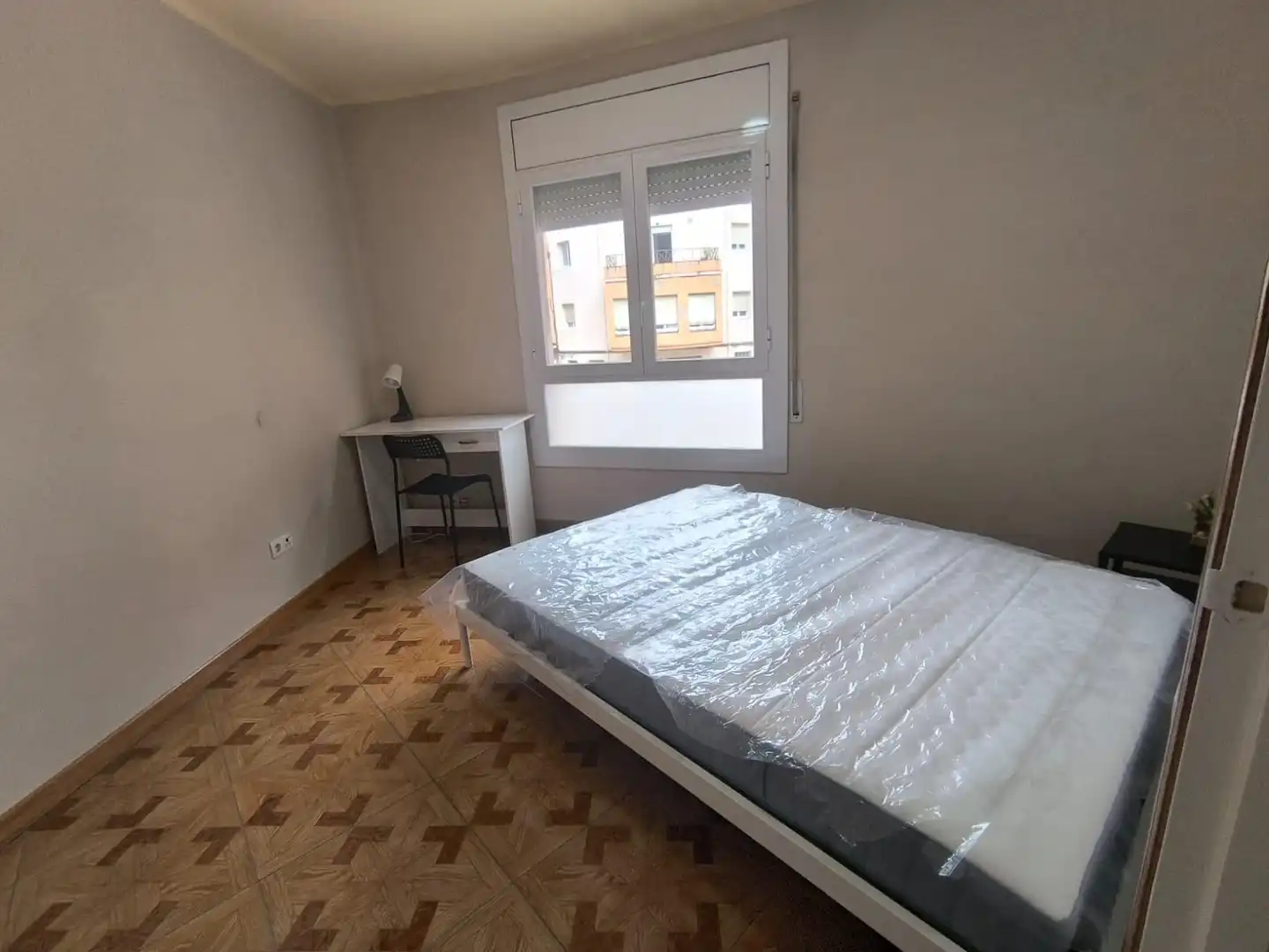 Bedroom of Flat for rent in Manresa  with Heating, Furnished and Balcony