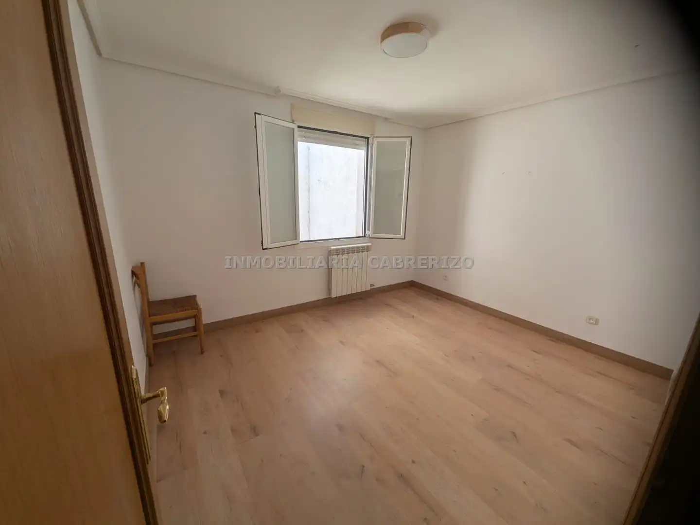 Apartamento en venta en  Logroño con Calefacción, Parquet y Terraza